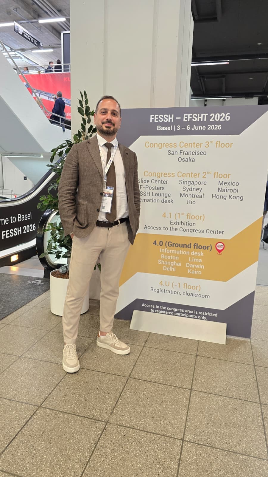 İstanbul el cerrahisi klinik görseli — Doç. Dr. Ali CAVİT